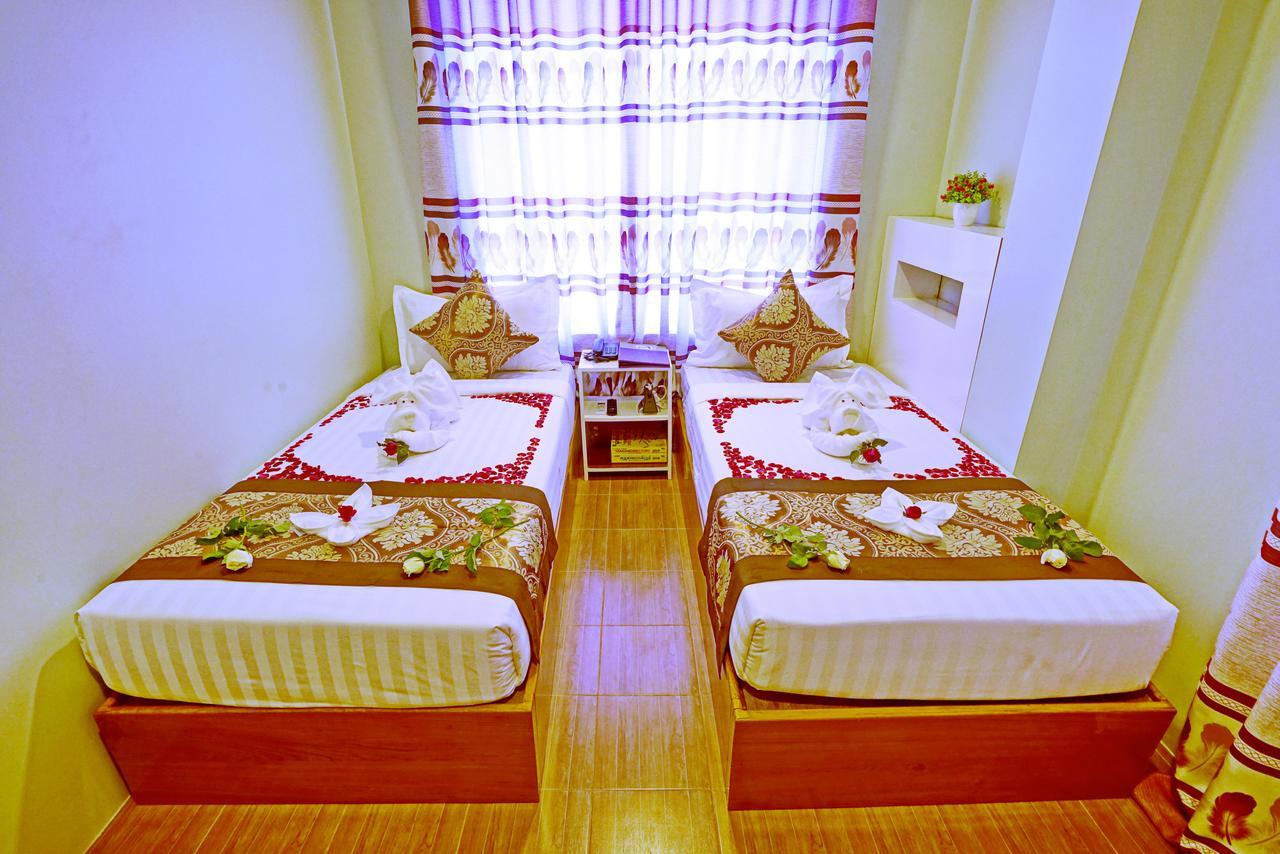 Hotel Aurora Μανταλέι Εξωτερικό φωτογραφία