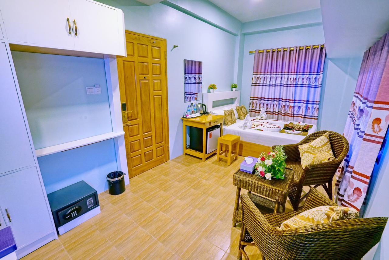Hotel Aurora Μανταλέι Εξωτερικό φωτογραφία